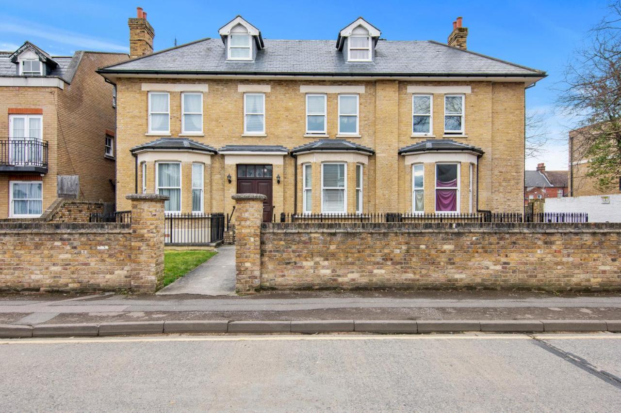 The Roost Group - Bedford House Apartments Gravesend Dış mekan fotoğraf